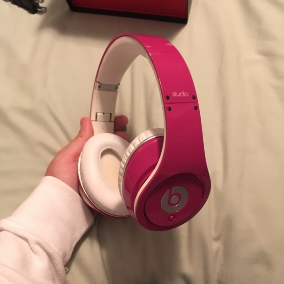 Beats By Dre — Original Studios (Pink) - Picture 3 of 8